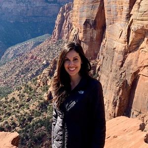 Meet your Posher, Stephanie